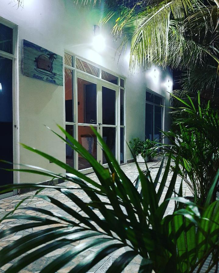 Hotel Sunset Beach Cartagena Esterno foto